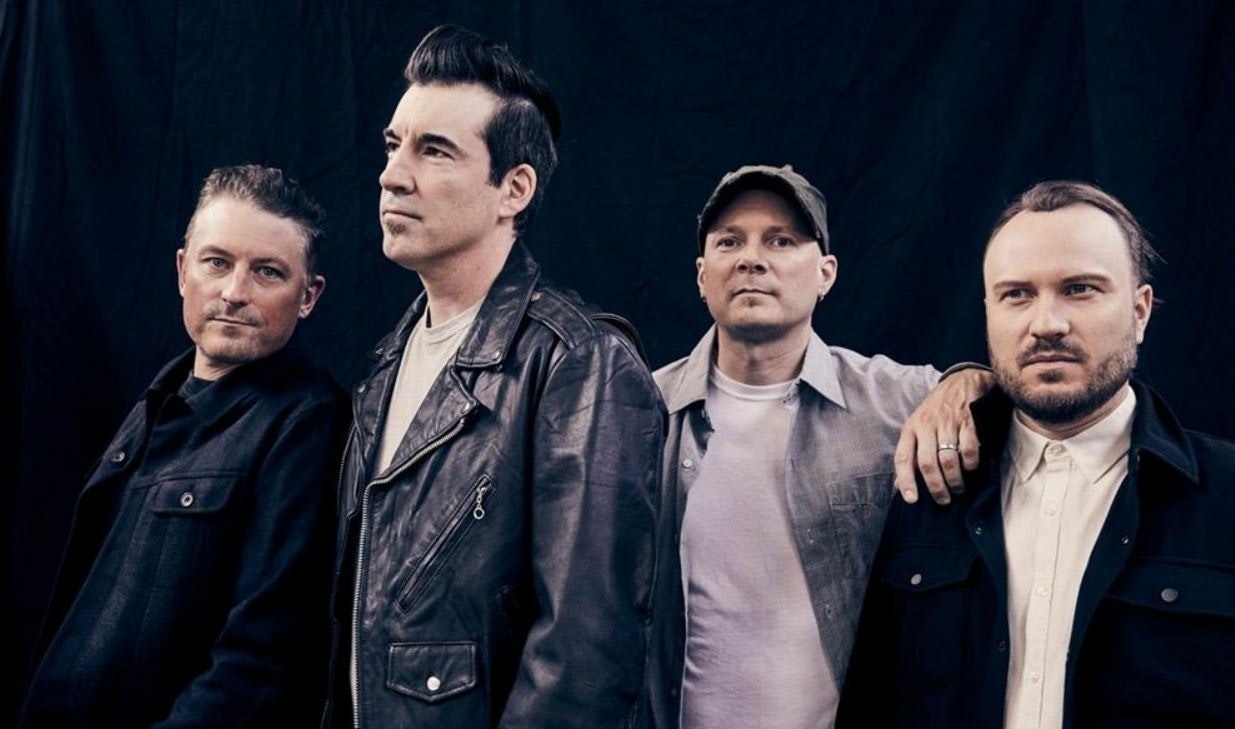Theory Of A Deadman