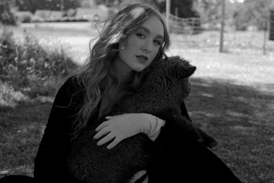 Bella White tour dates & tickets 2025 Ents24