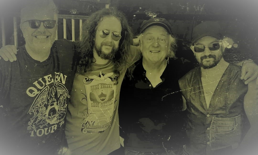 Thr3e appearing at this event