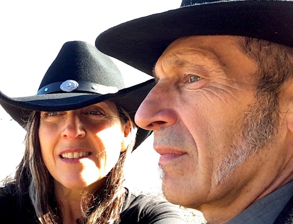 Medicine Show: The Gillies / Ian Roland...