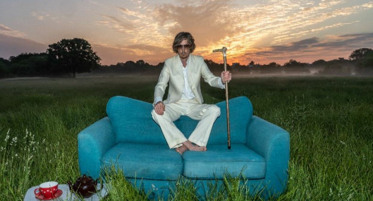 El Hula appearing at this event