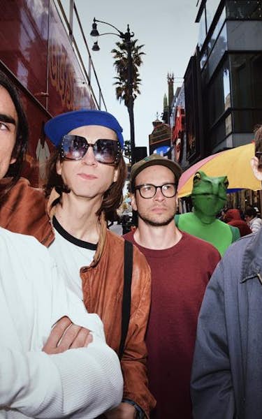 DIIV (formerly DIVE)