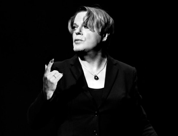 Eddie Izzard - Hamlet
