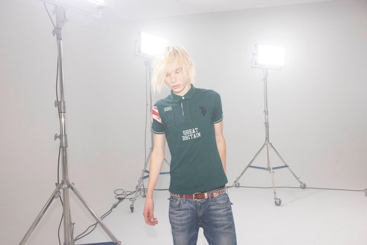 2hollis appearing at this event