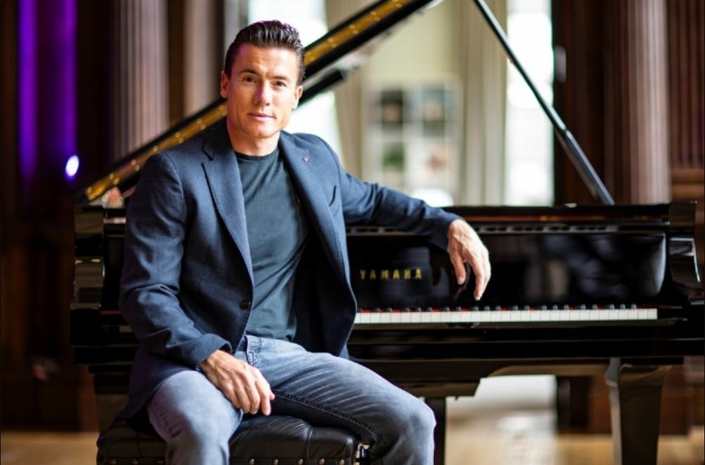 Toseland appearing at this event