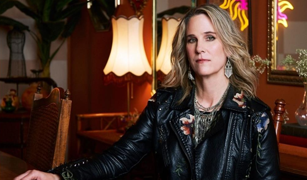 Image of Lynne Hanson