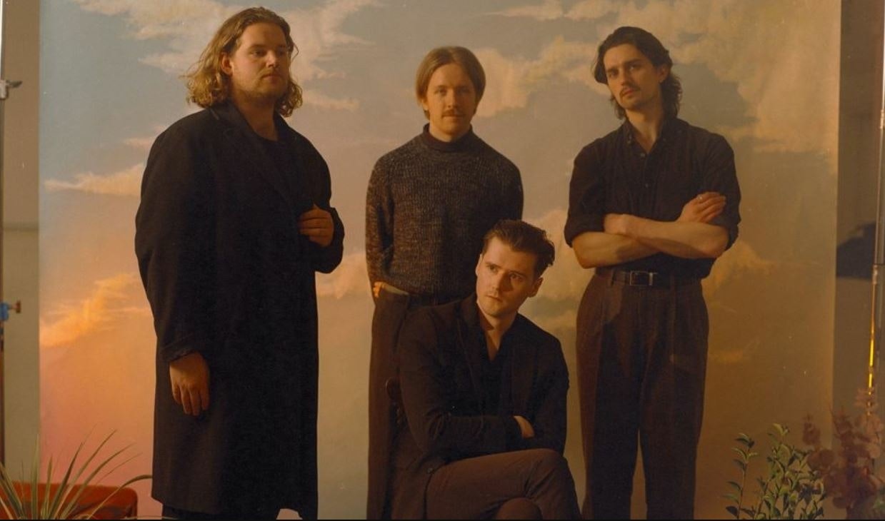 Picture of Do Nothing - Live & Signing