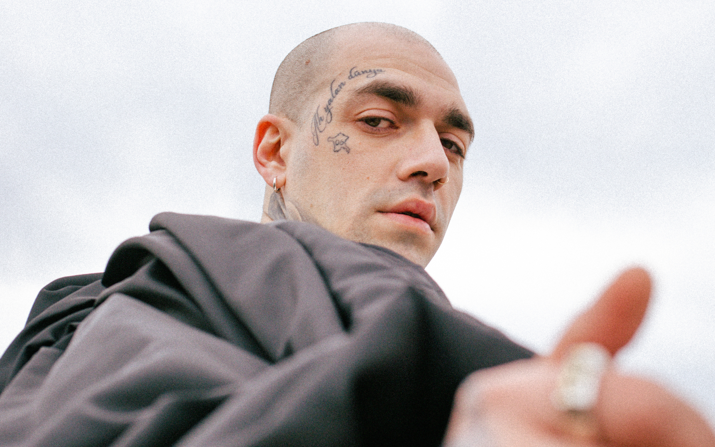 Ezhel appearing at this event