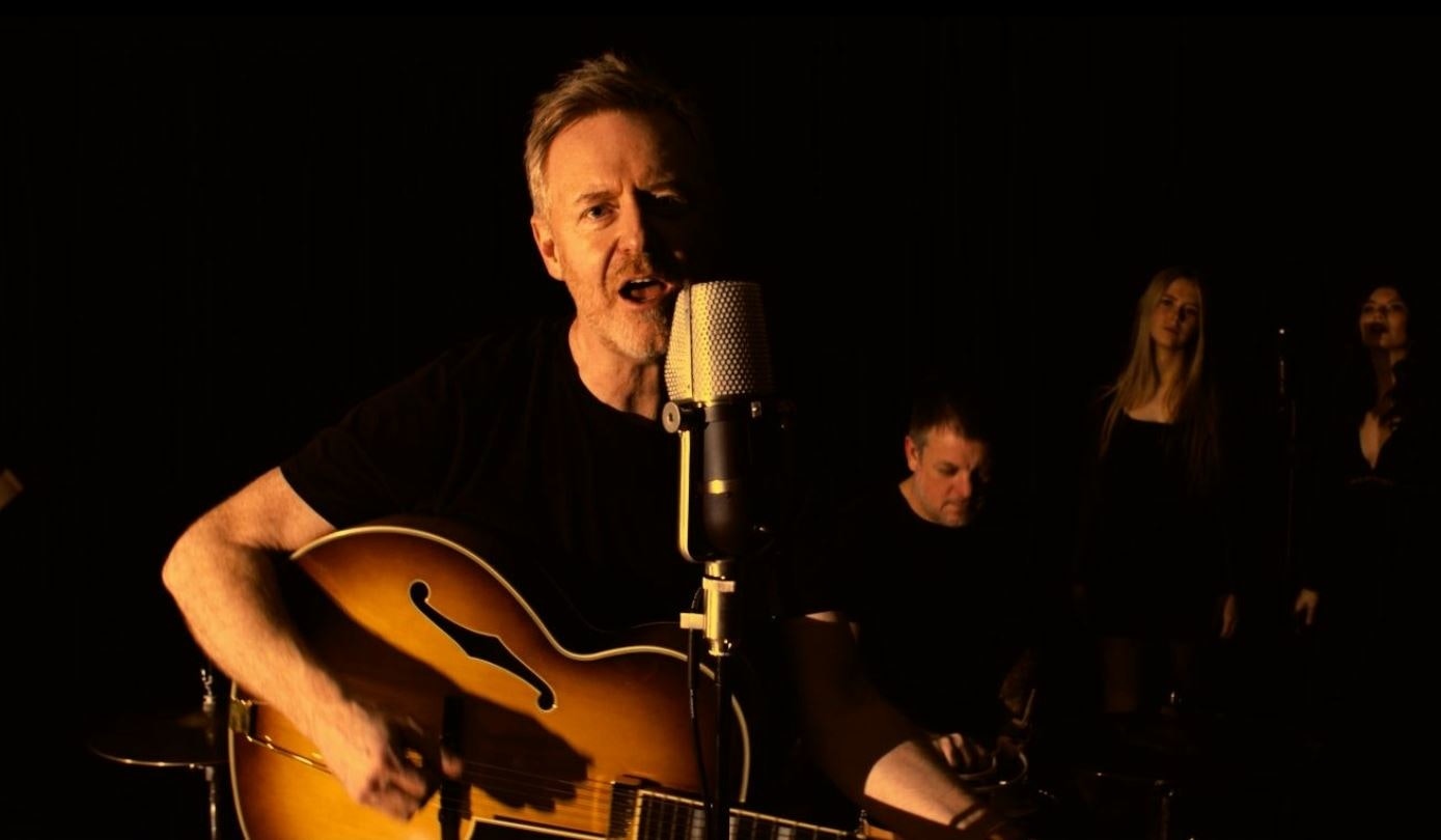 Dee Dowling appearing at this event