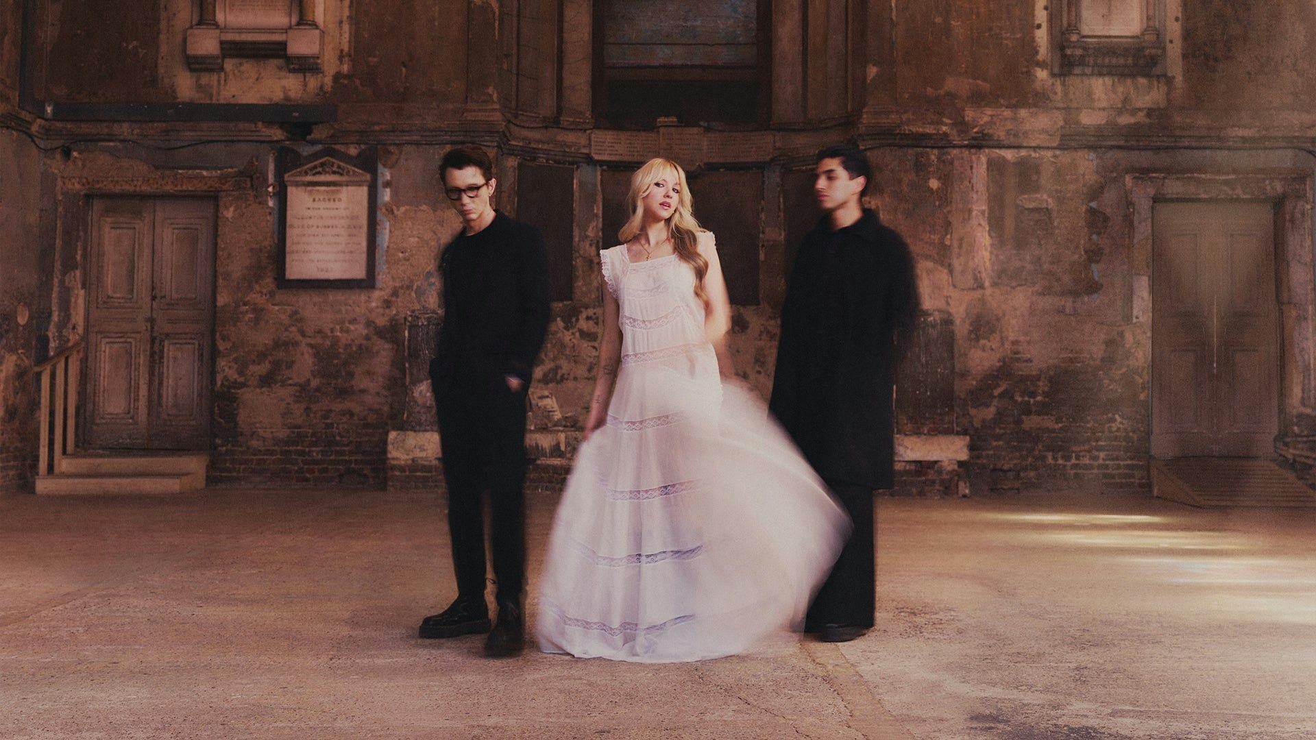 Sunday (1994) appearing at this event