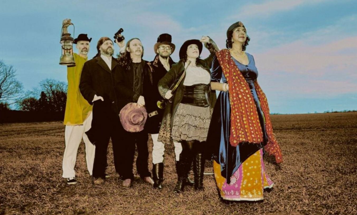 Sunday Driver appearing at this event