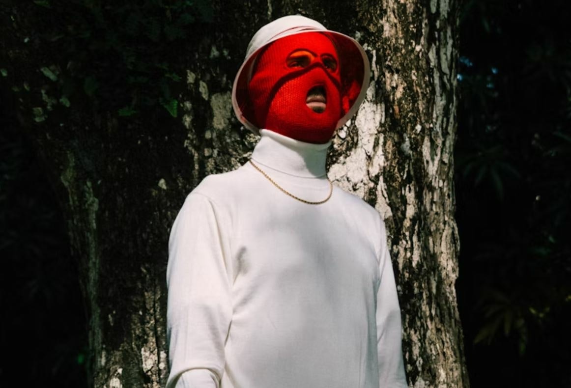 Pale Jay appearing at this event