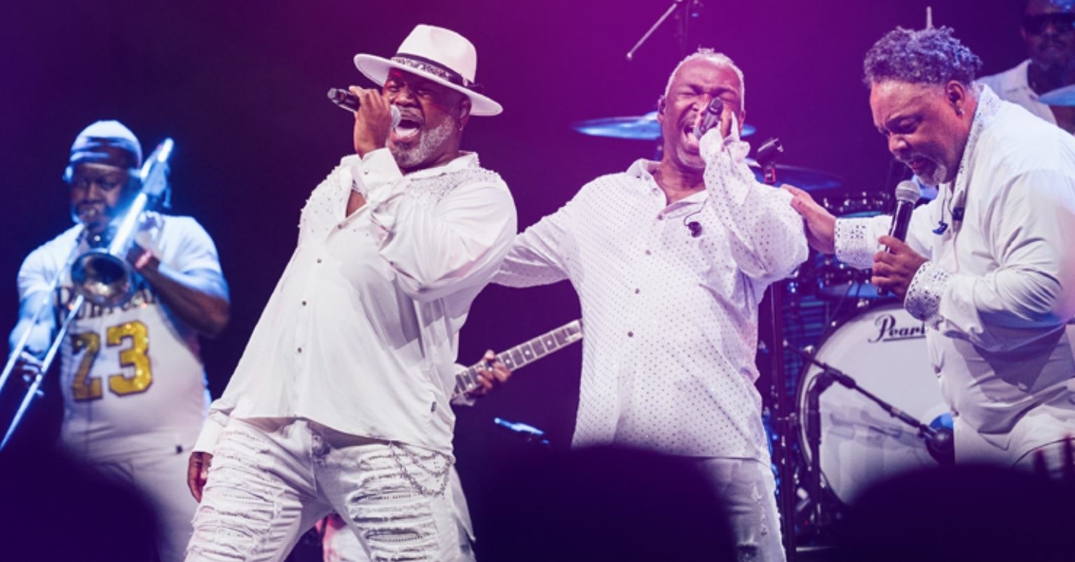 Earth Wind & Fire Experience Featuring...