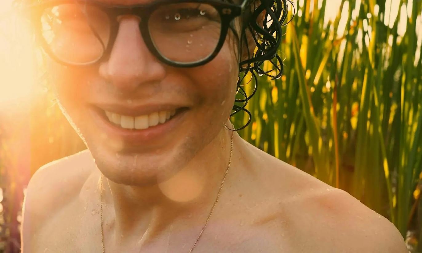 Live At Christmas With Simon Amstell