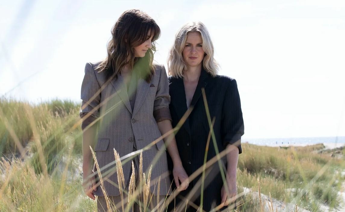 Ward Thomas appearing at this event