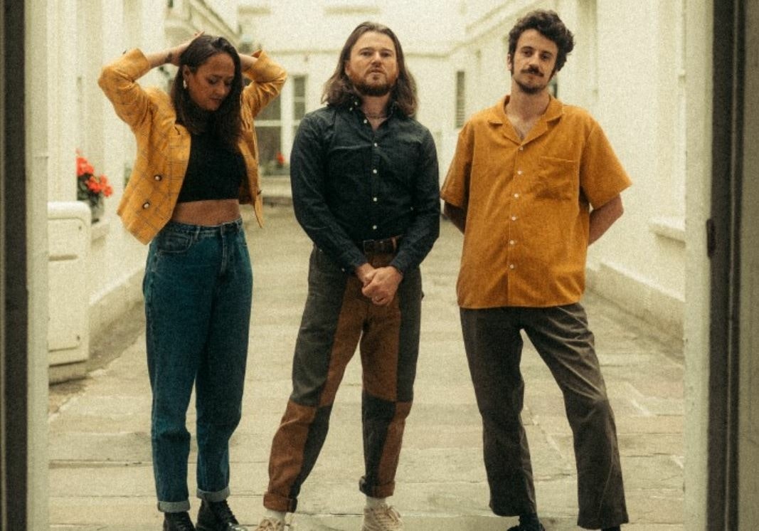 Masca appearing at this event