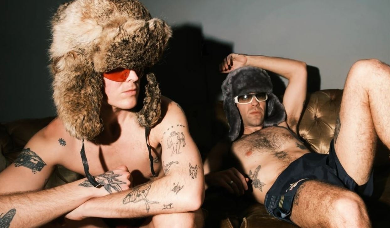 2charm appearing at this event