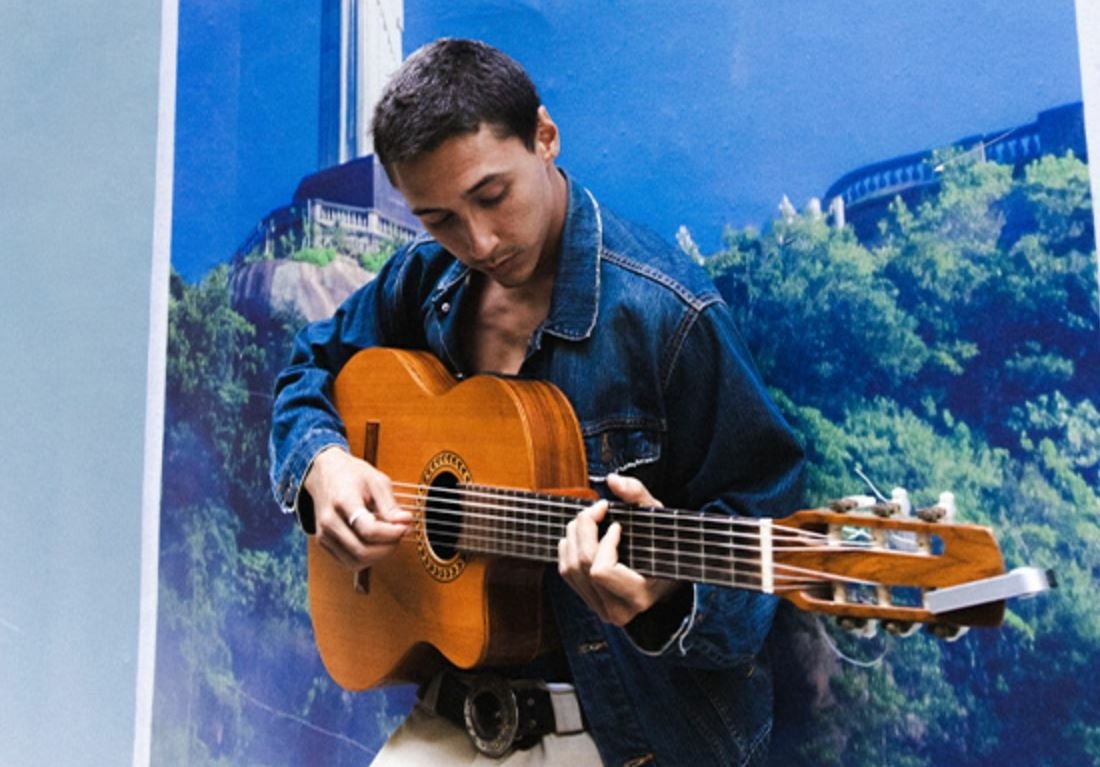 Pedro Mizutani appearing at this event