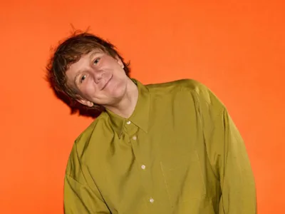Picture of Josh Thomas: Jiggle Jiggle