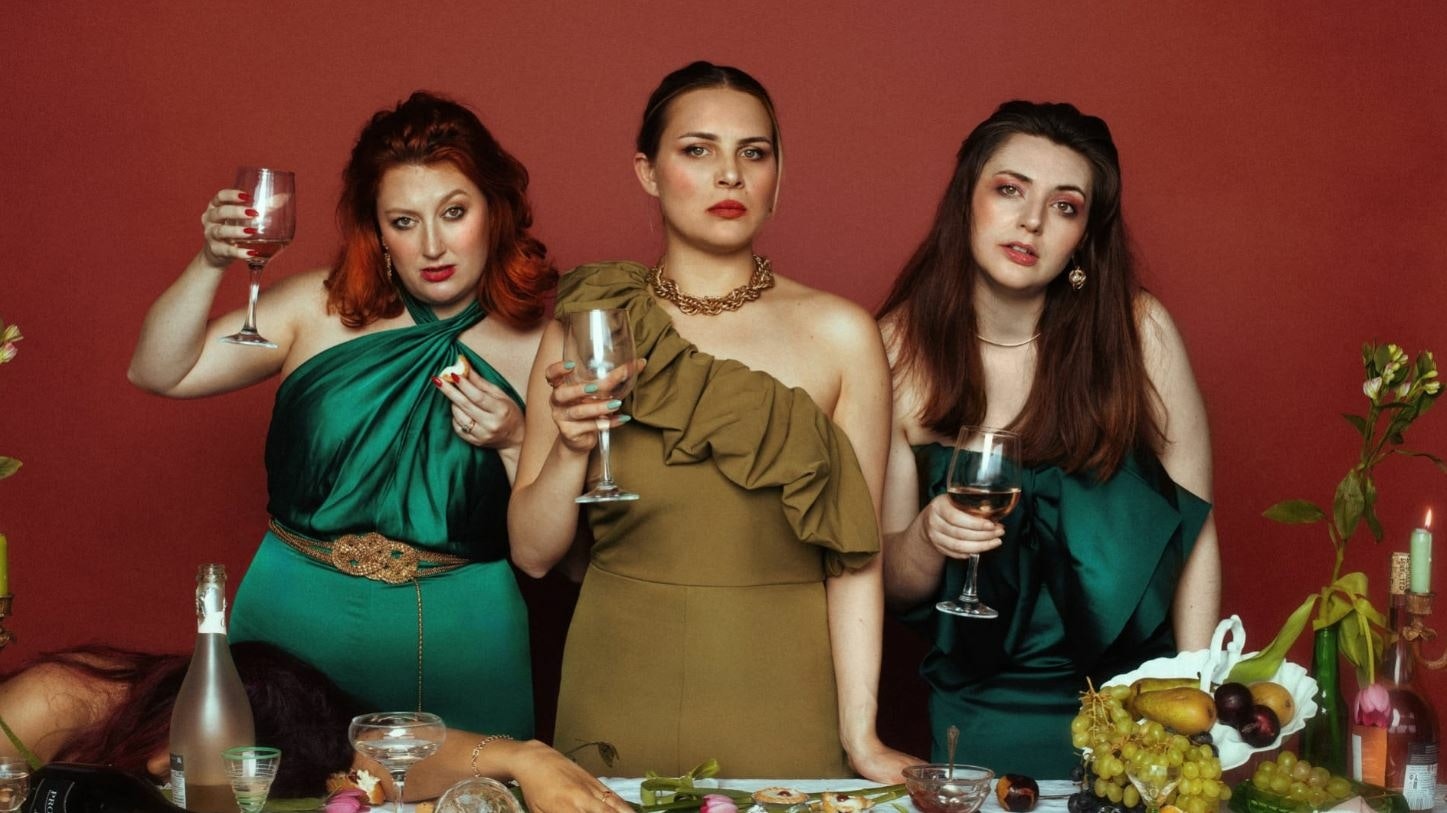 Flat and the Curves: Rose Tinted