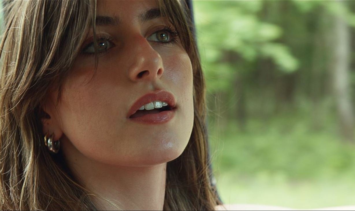 Elle Coves appearing at this event