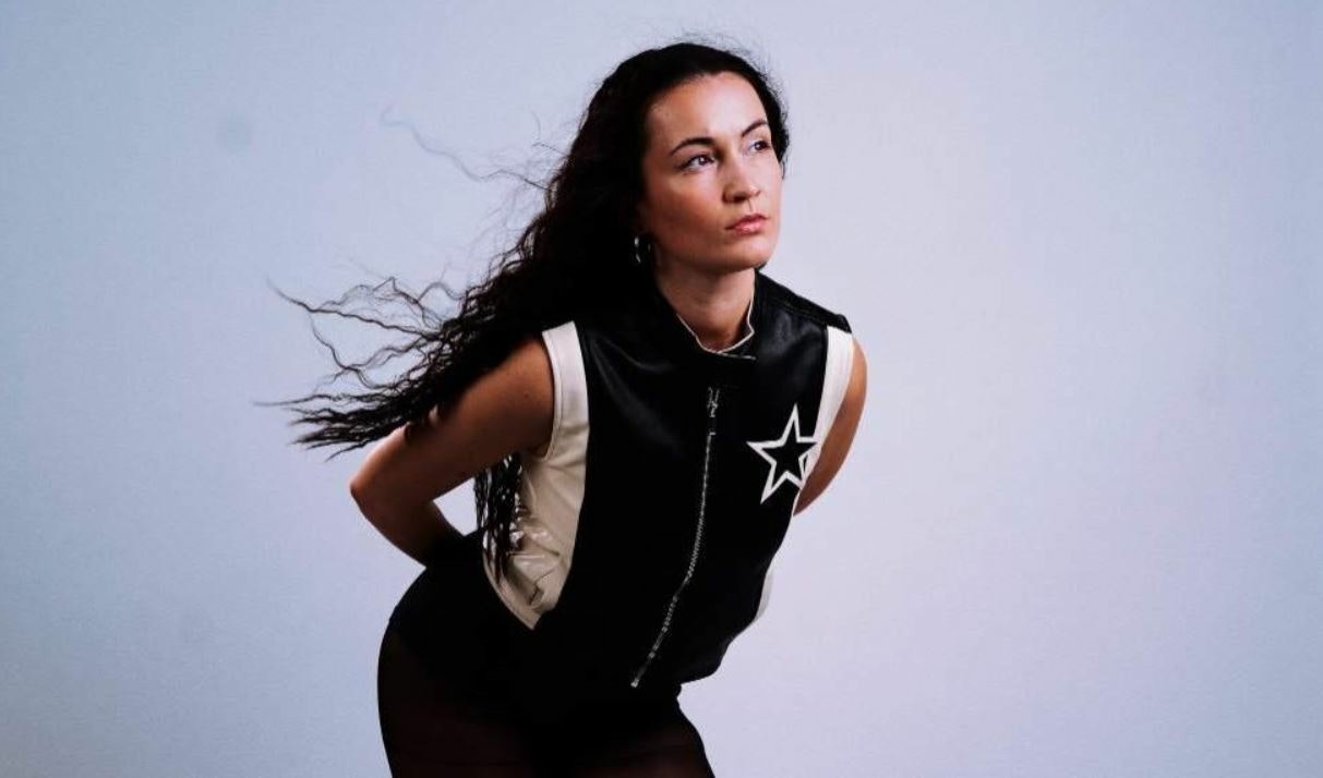 Alexandra Leaving appearing at this event