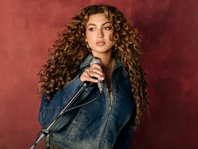 Picture of Tori Kelly