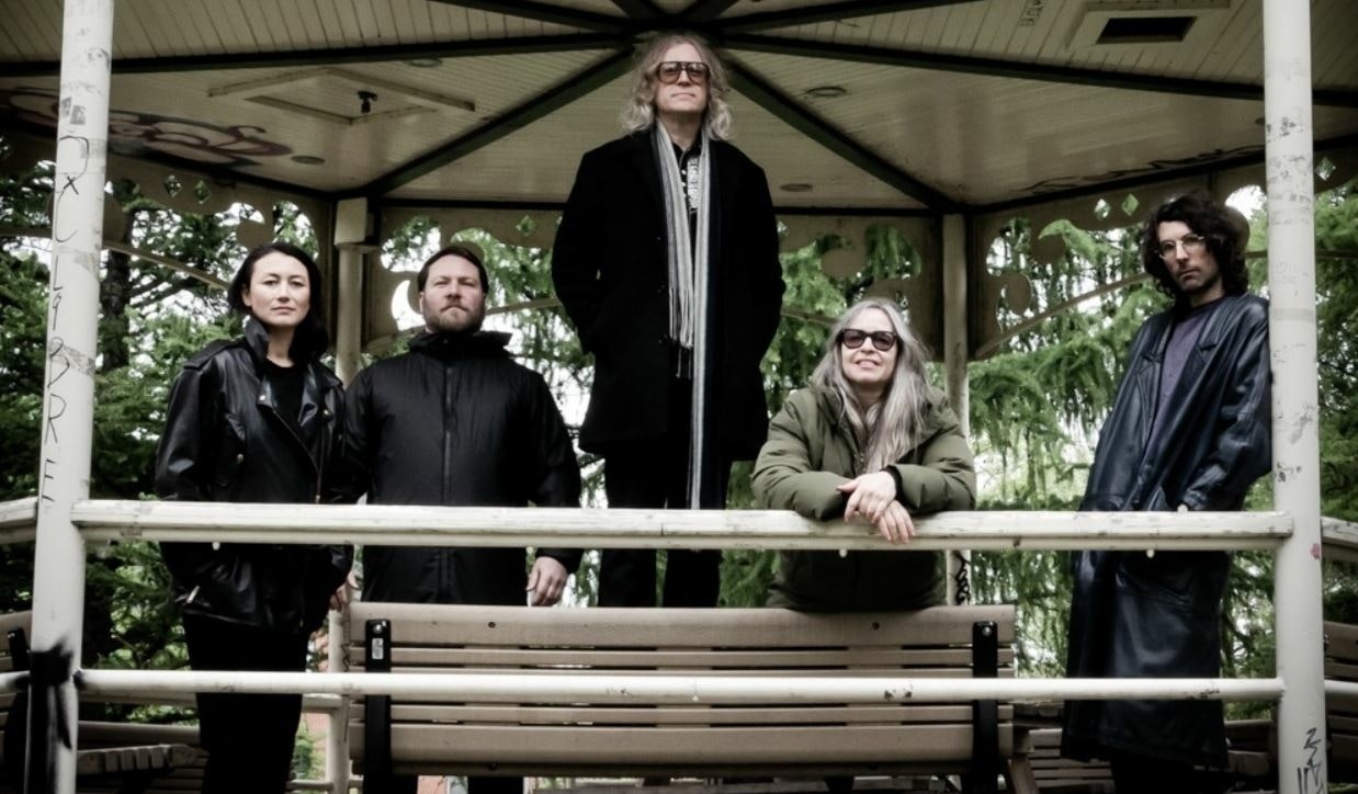 The Besnard Lakes