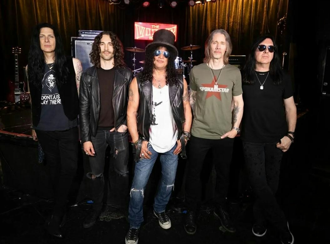 Picture of Slash featuring Myles Kennedy and The Conspirators