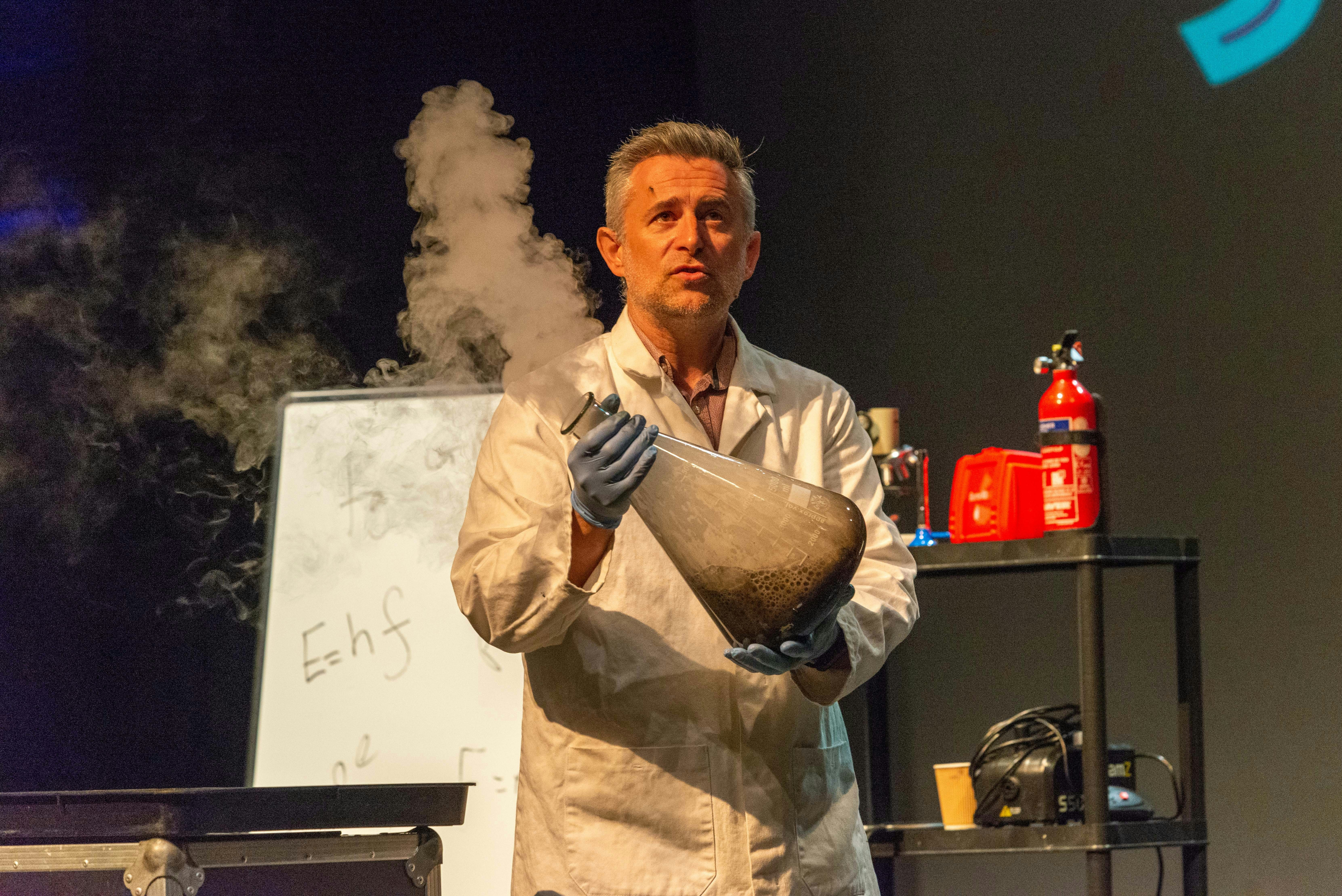 Mark Thompson’s Spectacular Science...