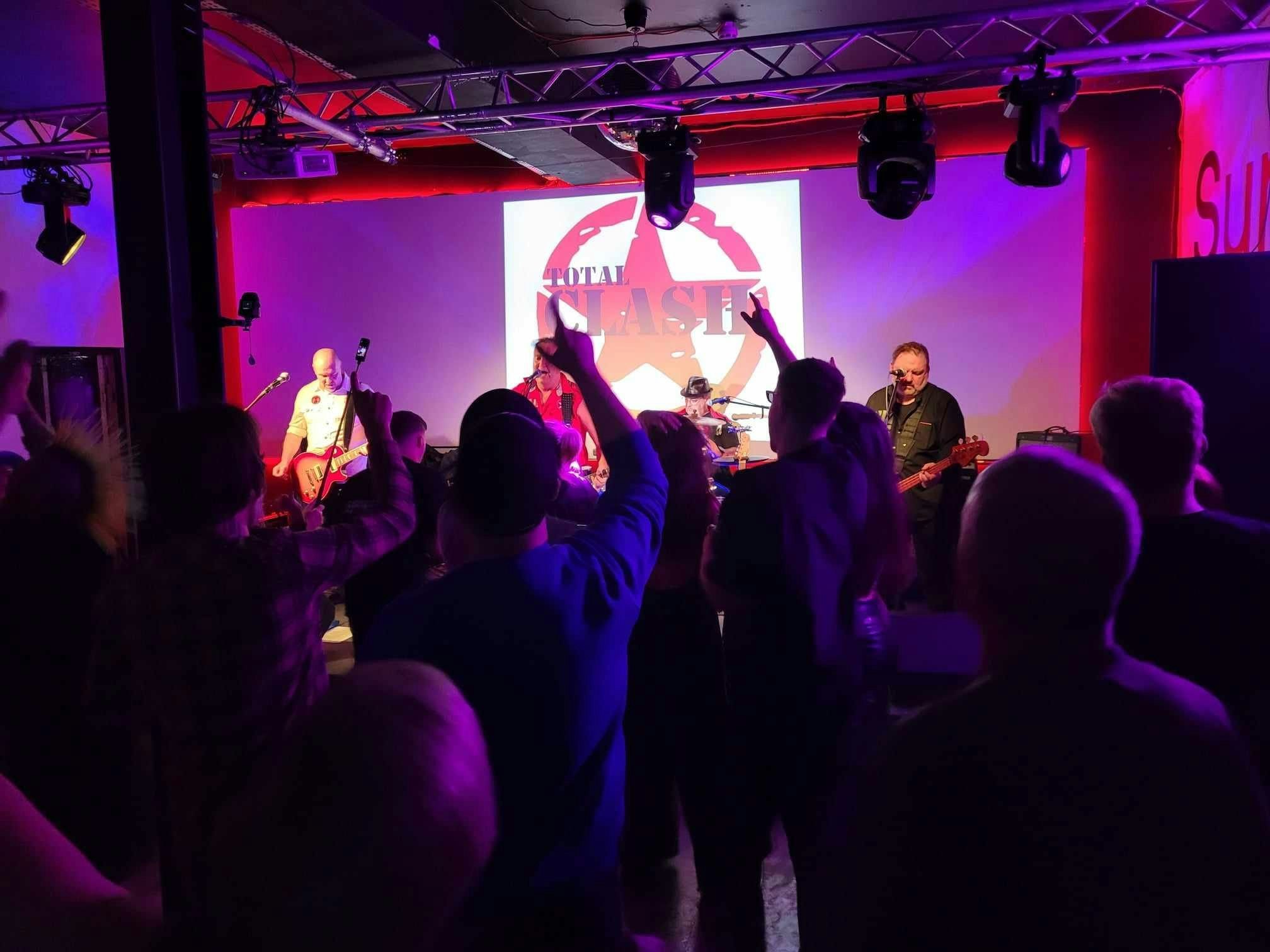 Total Clash vs BuzzKocks - a double header of Punk