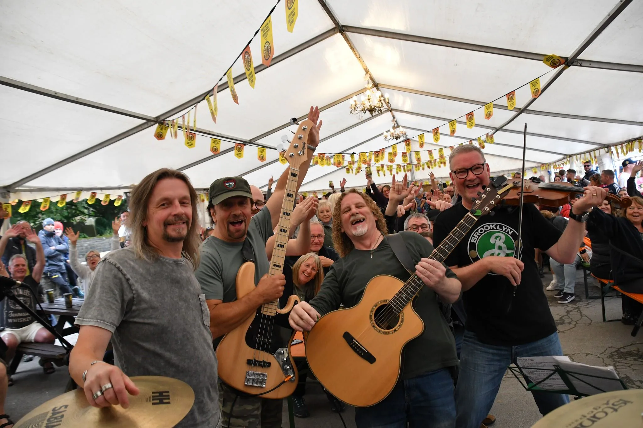 Picture of Cold Flame folk rock show