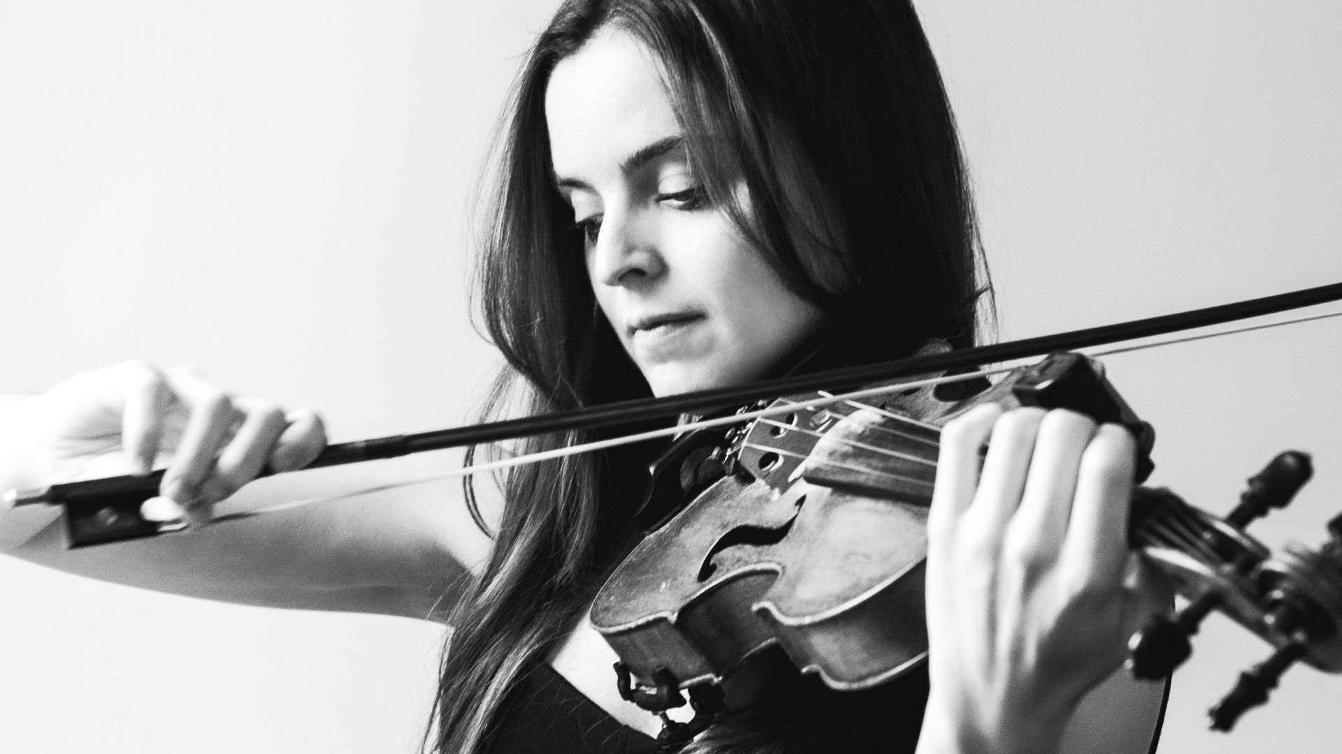 The Folk Series: Laura Jane Wilkie