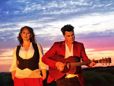 Picture of Kathryn Roberts & Sean Lakeman