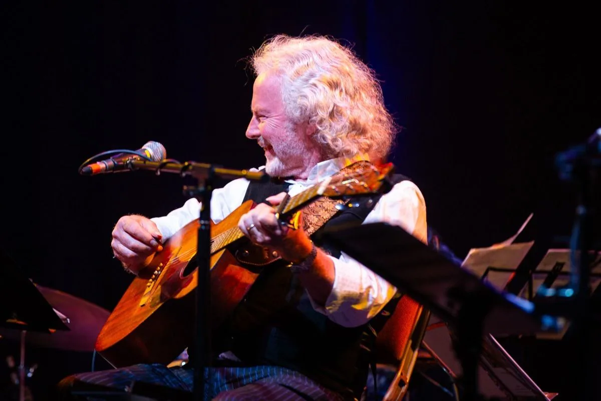 Picture of Reg Meuross supported by The Oxeye Daisies at Elm Farm Music