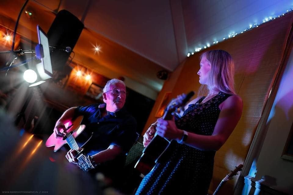 Picture of Acoustic Cafe