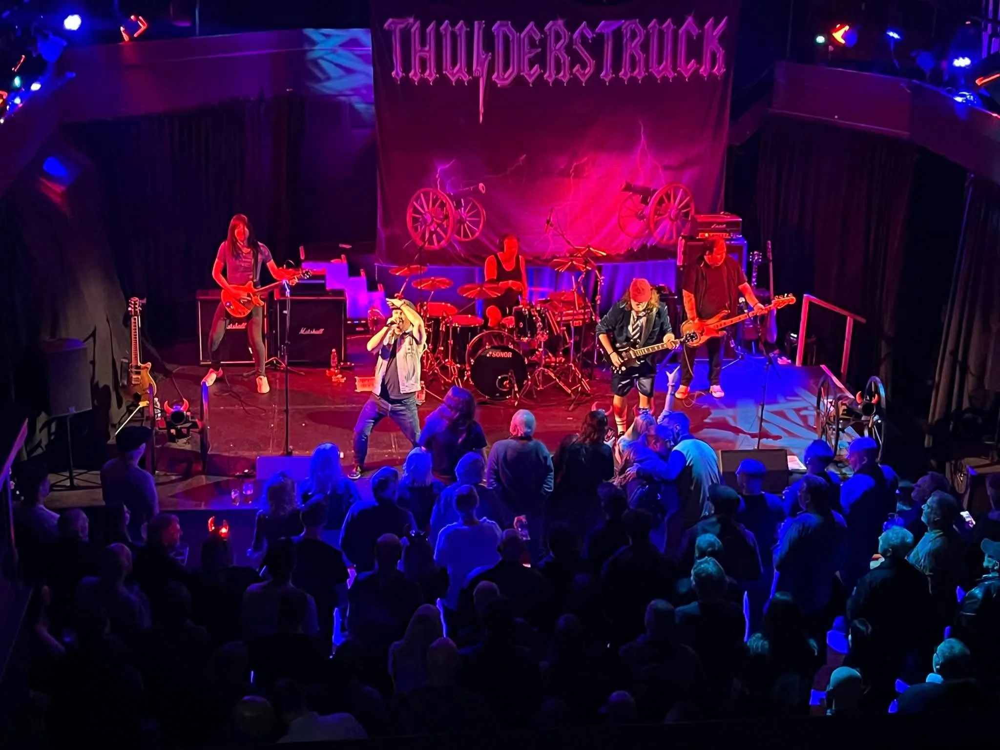 Picture of Thunderstruck UK (AC/DC Tribute)