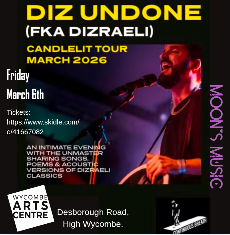 Diz Undone (fka Dizraeli) opening night...