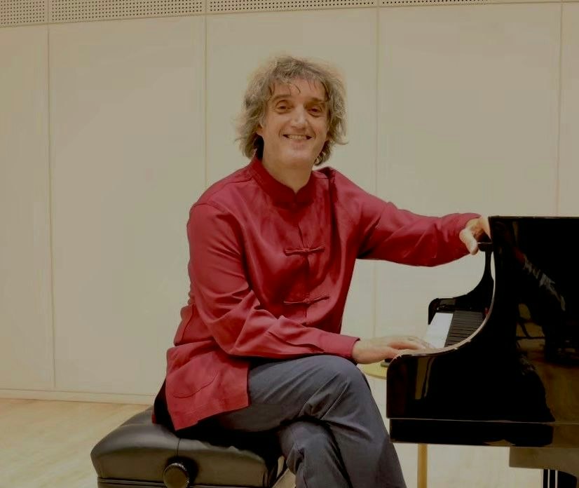 Picture of 7 Star Arts presents ANTHONY HEWITT piano