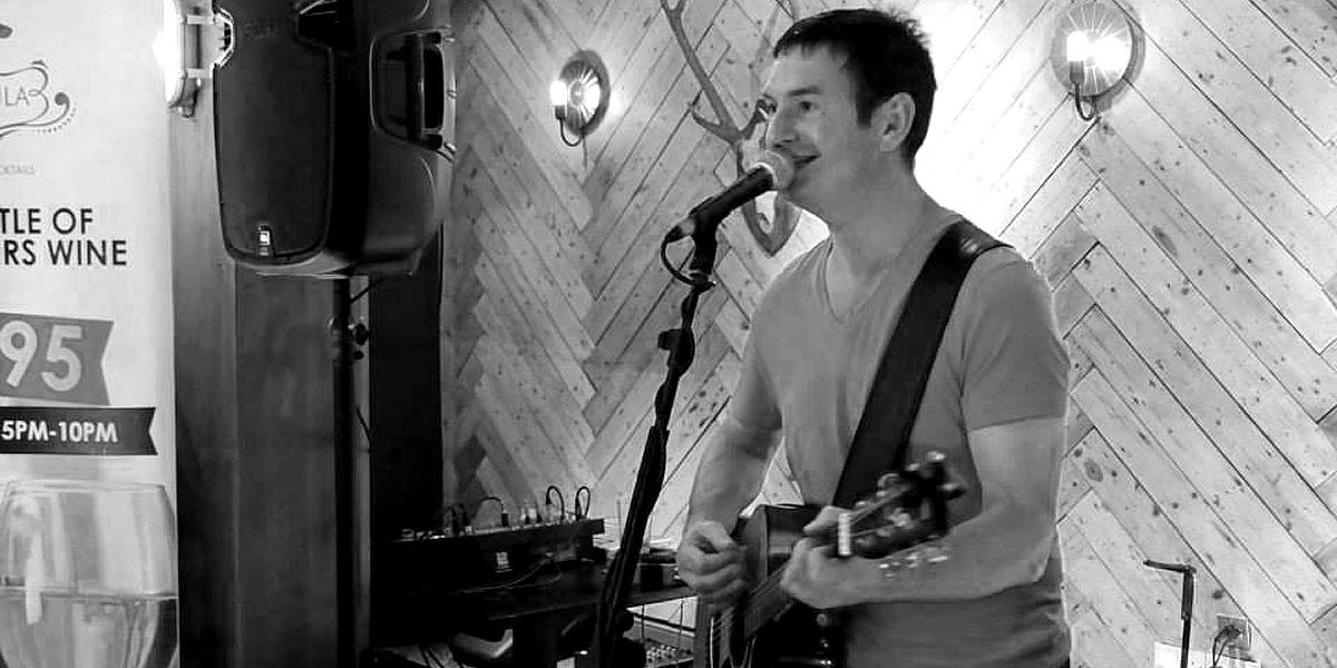 Picture of Andy Thomas - Acoustic Rock/Indie Classics