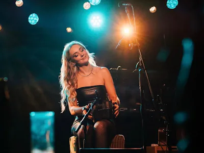 Picture of Tara Howley in Concert