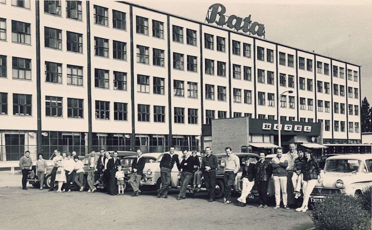 Picture of Designed to Belong: Modernism, Industry and Community