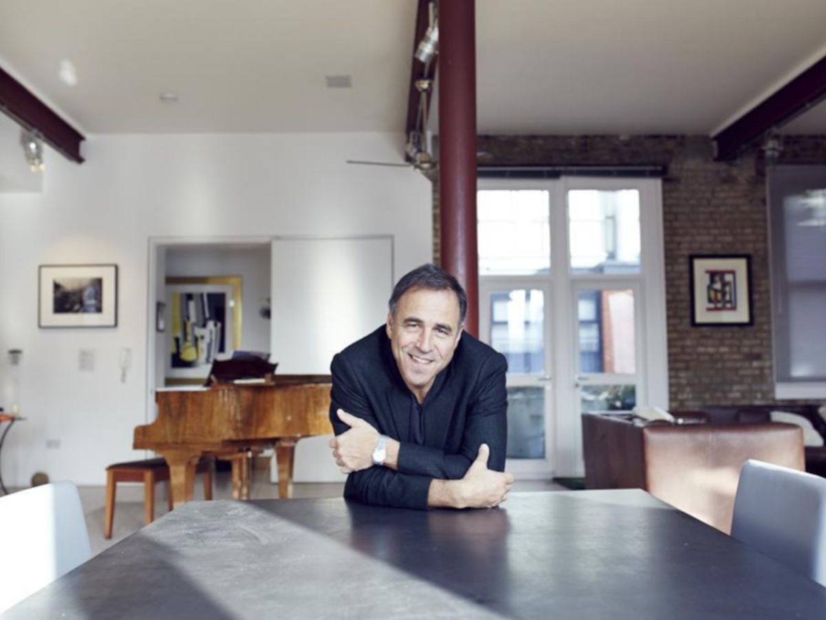 Picture of Anthony Horowitz in conversation