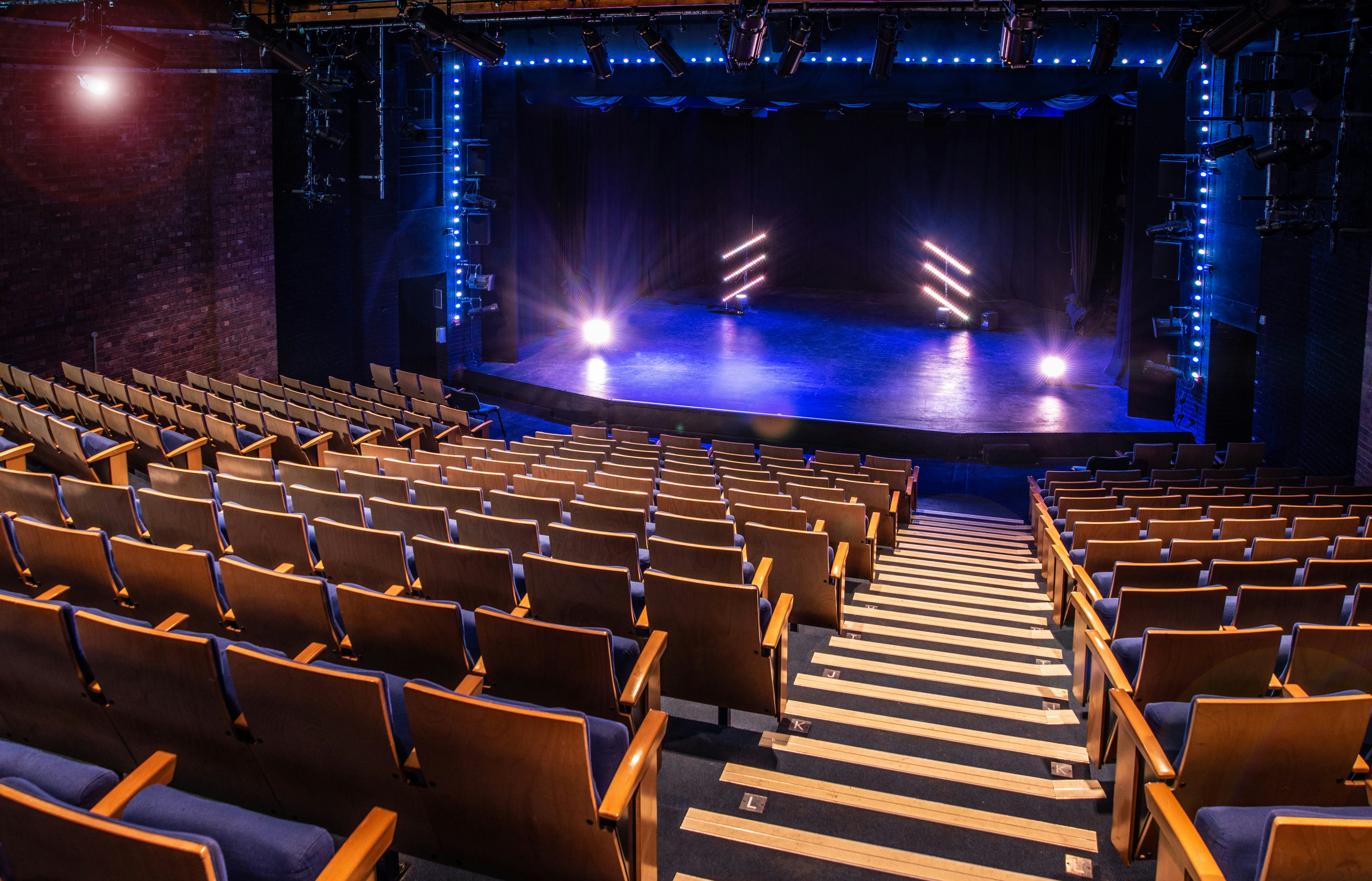 Ella Al-Shamahi: Becoming Human