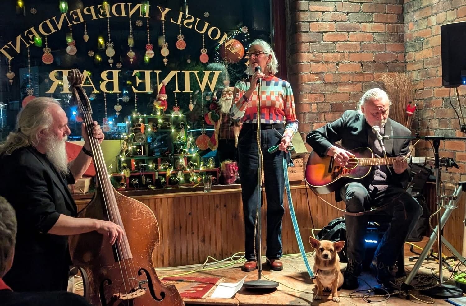 CC Easy Jazz and Blues Trio appearing at this event